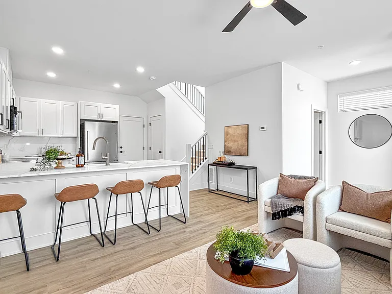 The Flats at West Glen — Photo 2