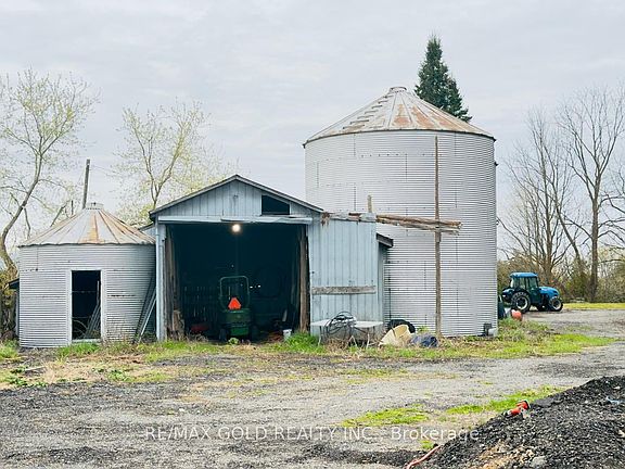 4th image of 4476 Beech Grove Side Rd
