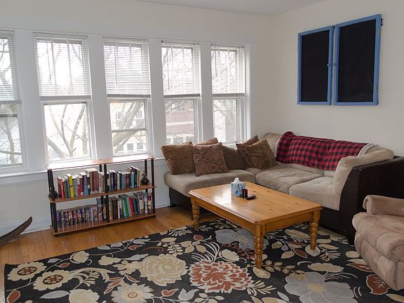 5th image of 2653 N Marshfield Ave #3N