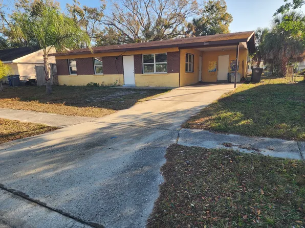 2403 18th St E, Bradenton, FL 34208
