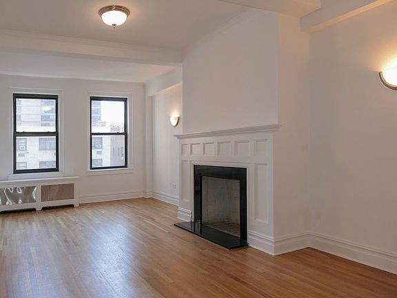 3rd image of 360 E 55th St APT 15E
