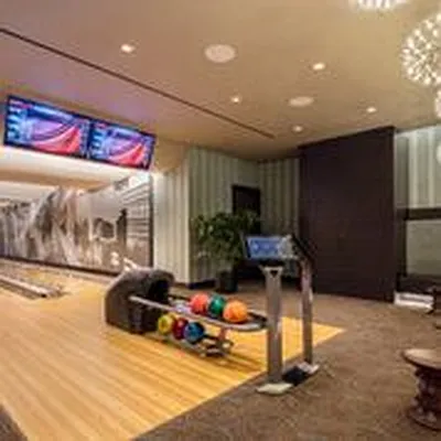 Rented by Extell Marketing Group LLC | media 29