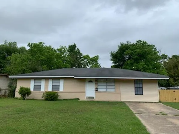 306 Kimberly Dr, Gulfport, MS 39503