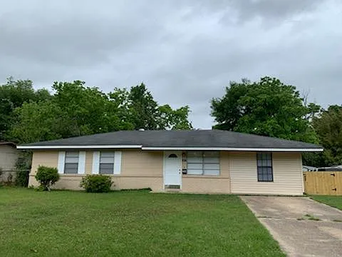 306 Kimberly Dr Photo 1
