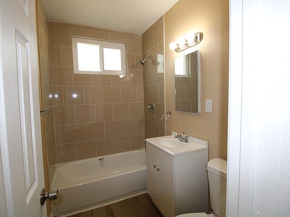 5th image of 1249 S Greenwood Ave #7A