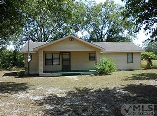 707 W Hall St, Bangs, TX 76823