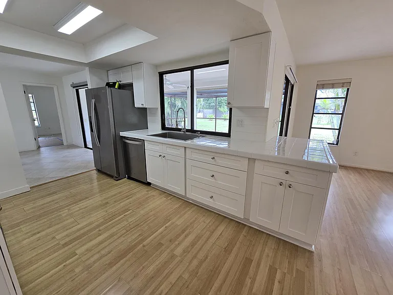 3696 McComb Ln — Photo 7
