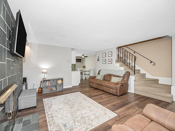 5th image of 88 Fieldstone Drive #88