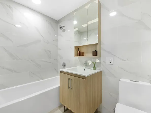 3112 Emmons Avenue image 10 of 10