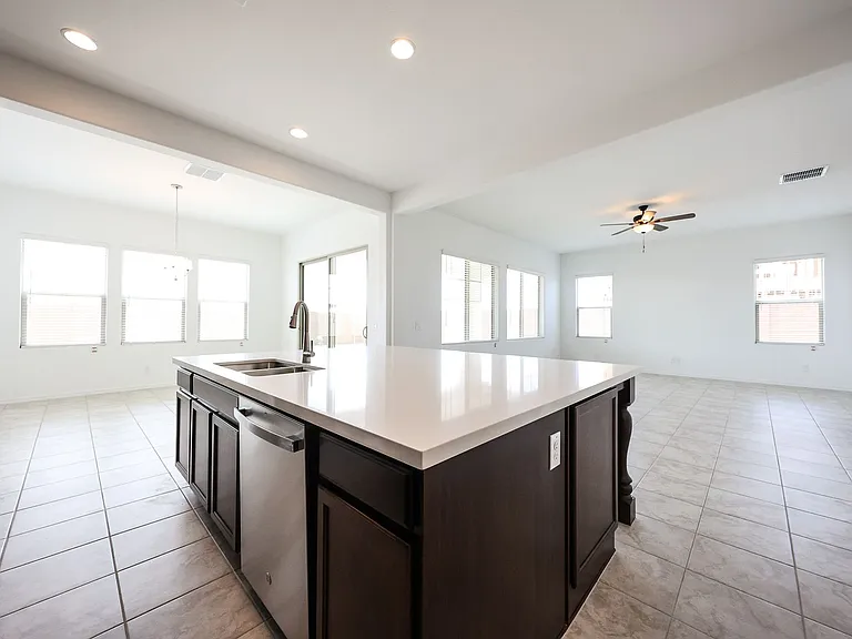 7695 W Smoketree Dr — Photo 18