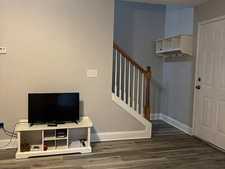 30 Ridge Dr — Photo 4