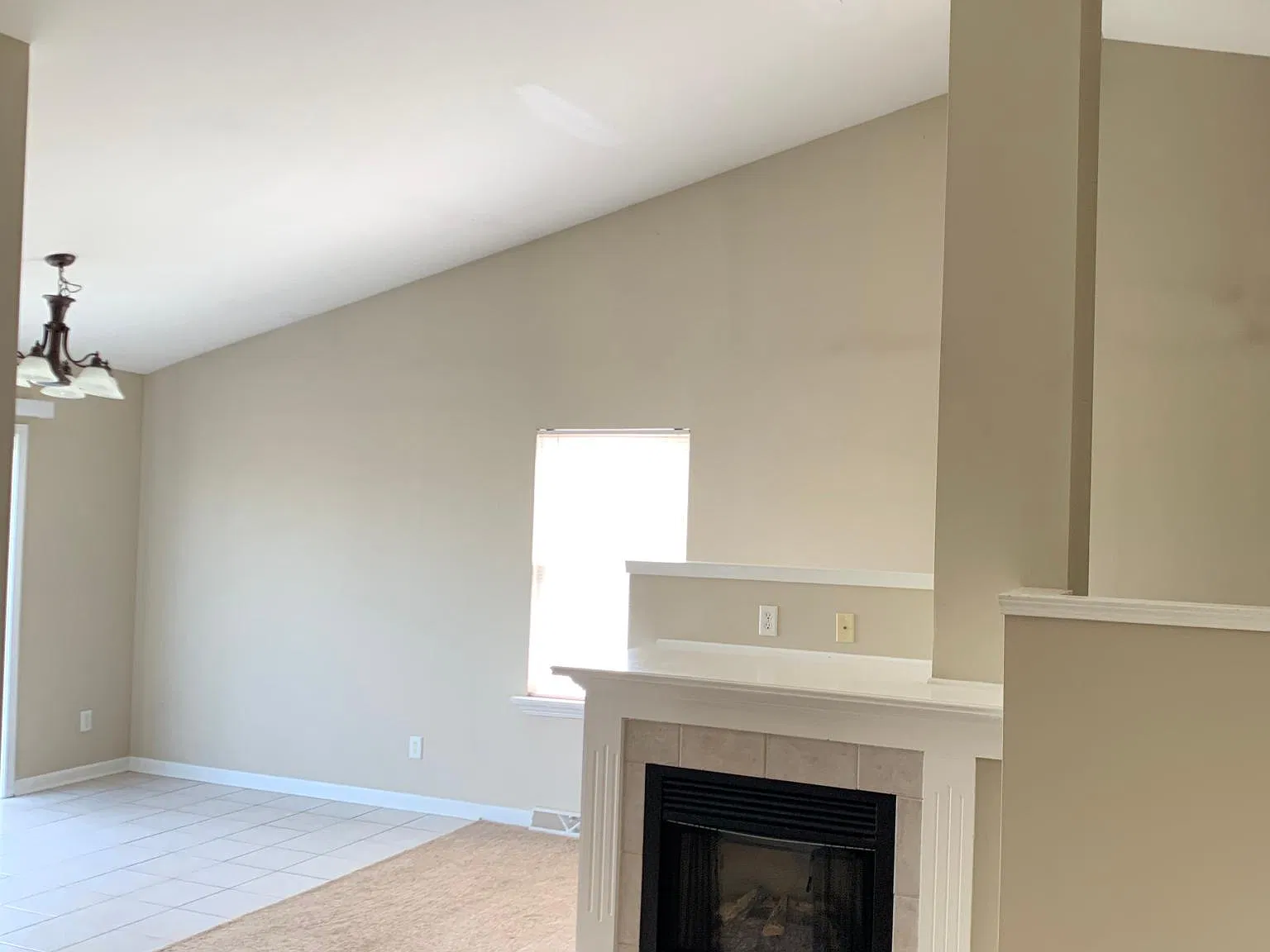 1495 Stonefield Dr — Photo 3