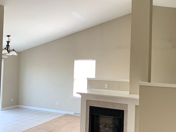 2nd image of 1495 Stonefield Dr