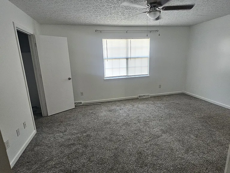 Timberlake Rd — Photo 11