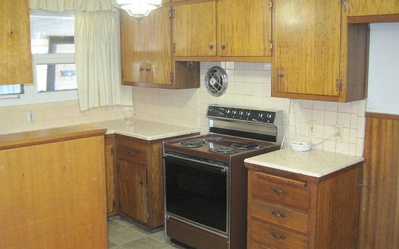 4th image of 2927 Dawn Ave