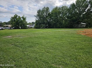 O'Cisne Ave, Canton, MS 39046