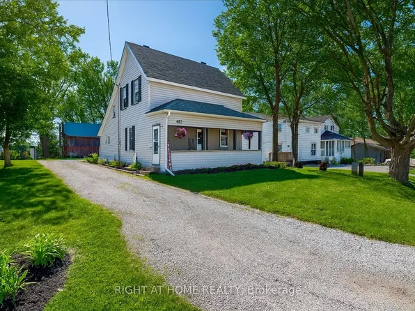 467 High St, Orillia, ON L3V 4X8