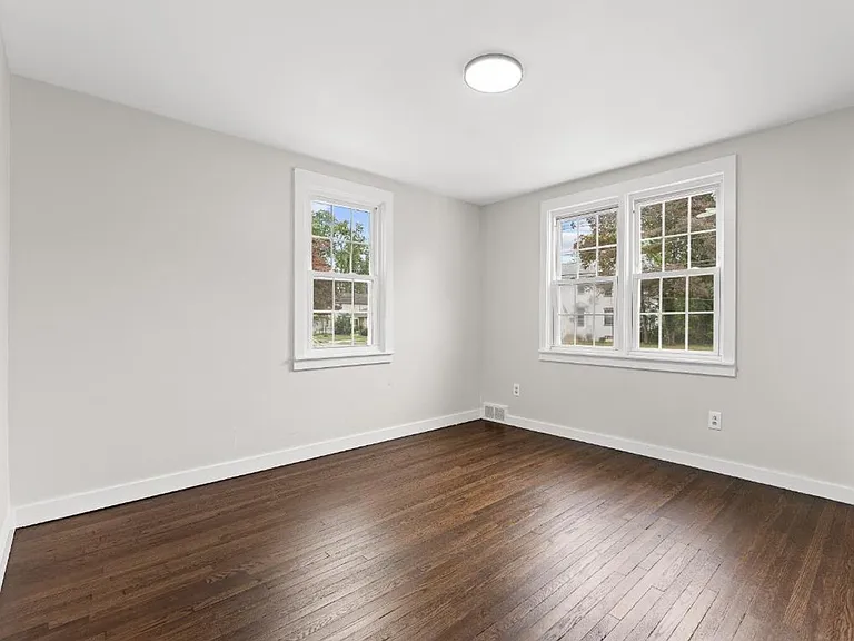 800 Market St — Photo 13