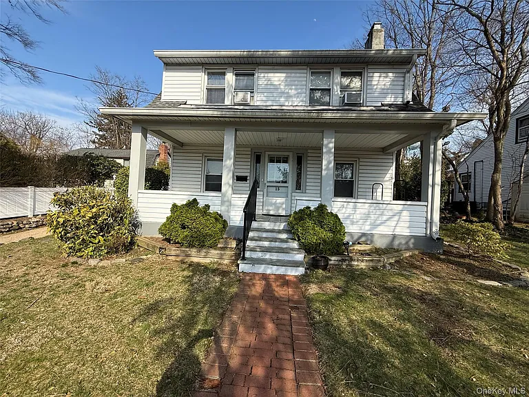 15 Maple Grove St — Photo 1