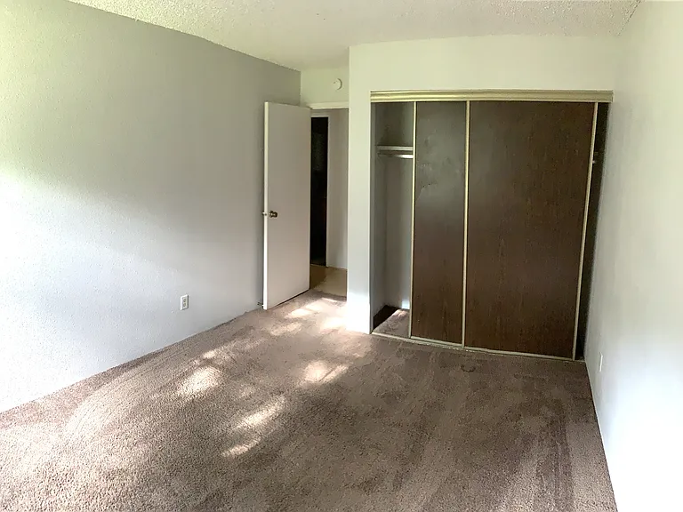 1350 Golden Cir #202 — Photo 12