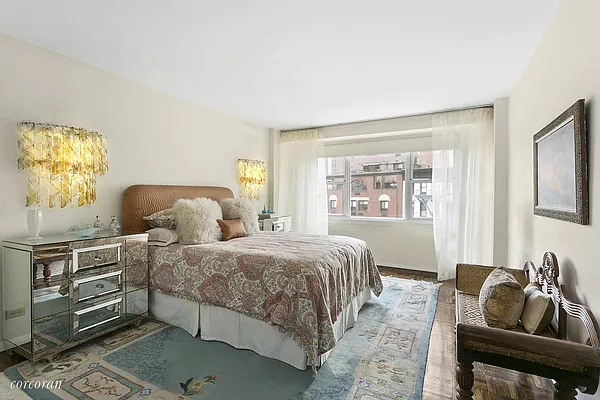 Sold by Corcoran | media 13