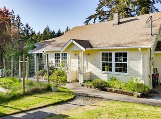 2035 Herd Rd, North Cowichan, BC V9L5W3