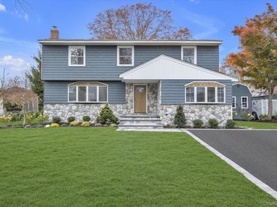 23 Catherwood Crescent, Melville, NY, 11747