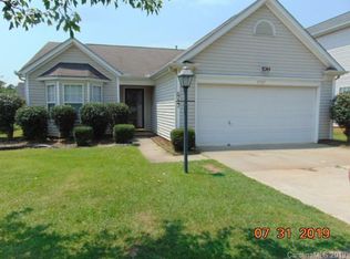 5727 Waverly Lynn Ln, Charlotte, NC 28269