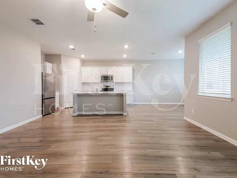 126 Autumn Sage Ln — Photo 3