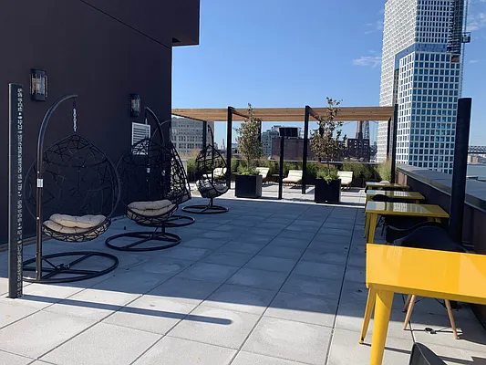 Rented by Rentopia | media 50