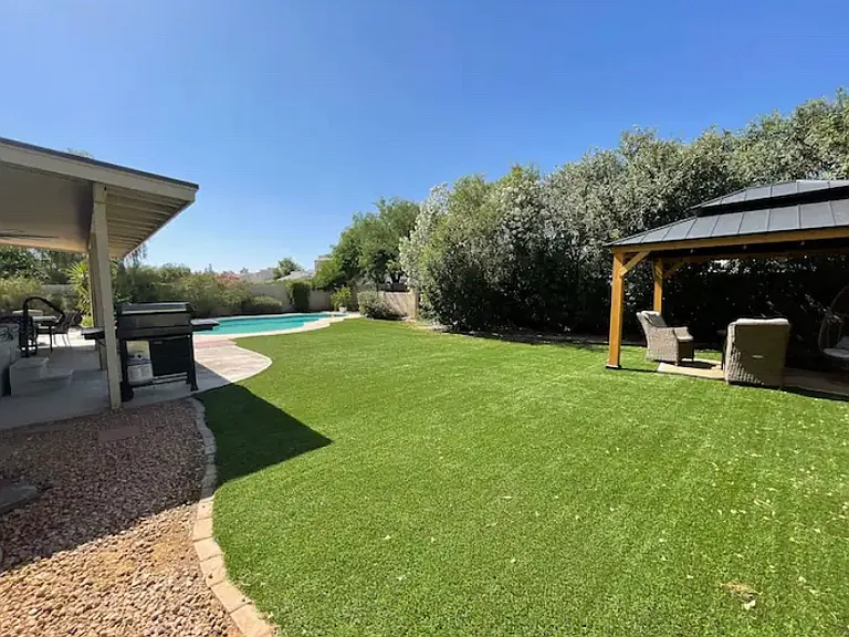 5544 E Kelton Ln — Photo 23