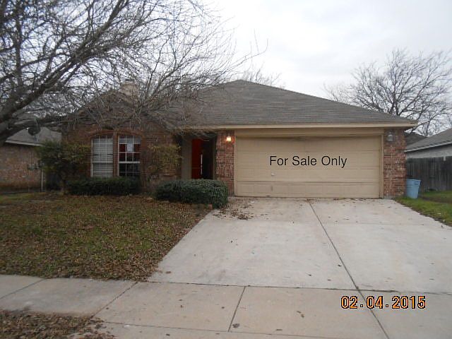 1st image of 729 Sawyer Dr
