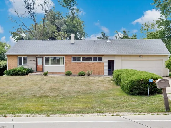 3007 30th Street Dr SE, Cedar Rapids, IA 52403