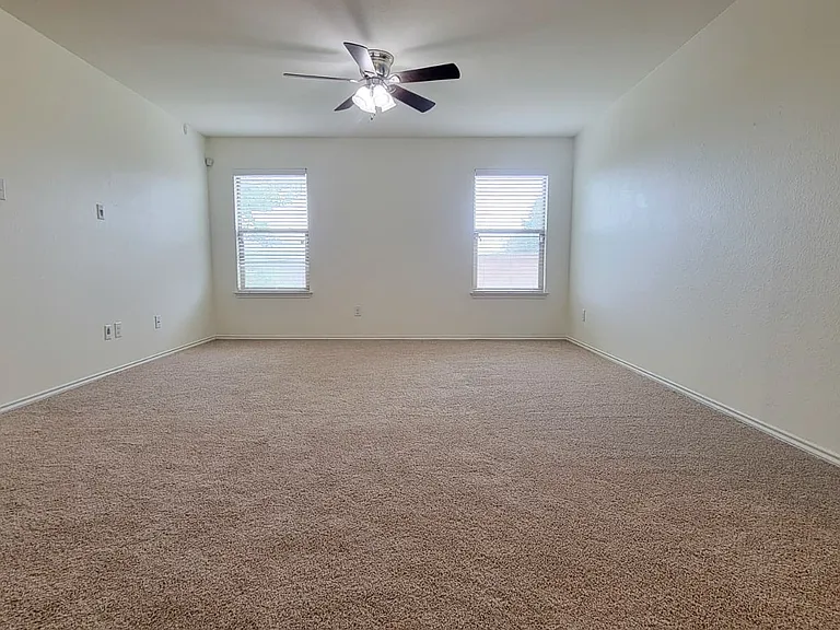 111 Jasmine Cv — Photo 8