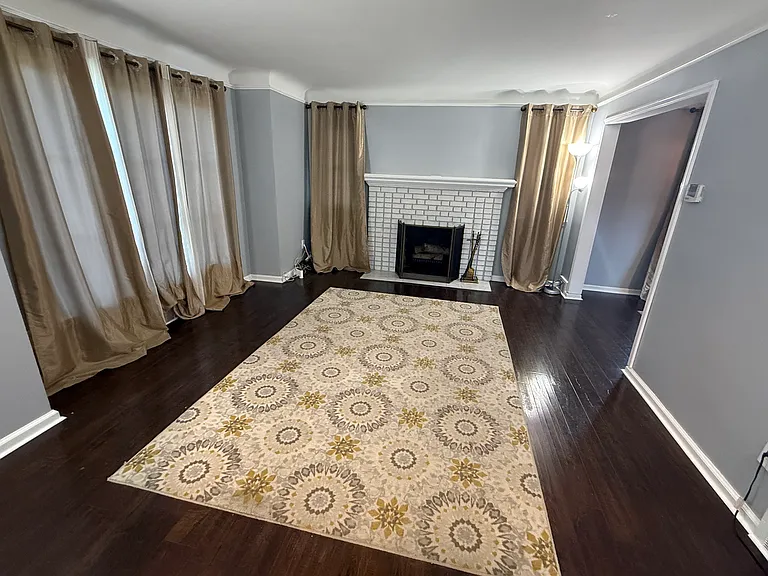 23450 Wilson Ave — Photo 5