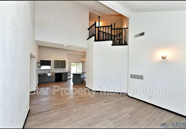 7249 Imperial Ridge Dr — Photo 8