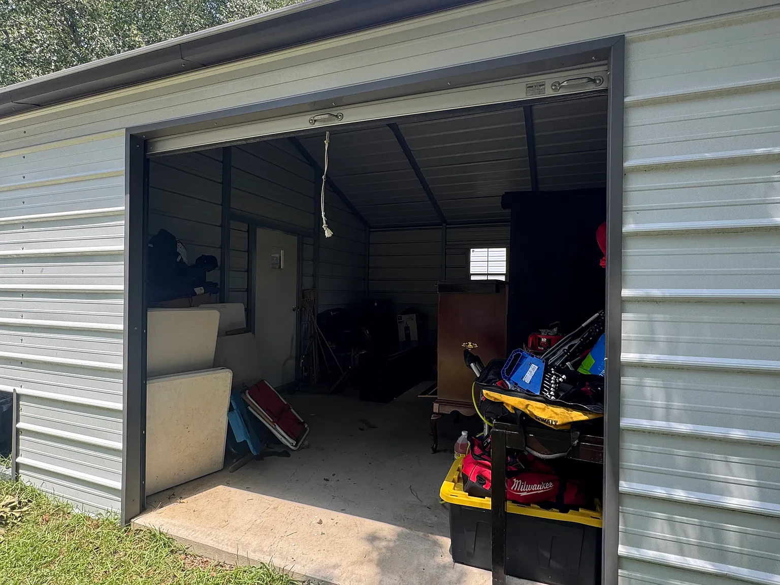4 bed, 1919 sqft, $2,100 — Photo 4