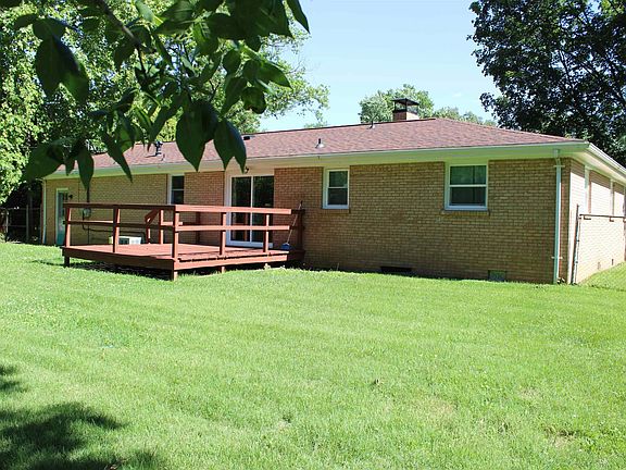 2nd image of 3724 Joan Ave