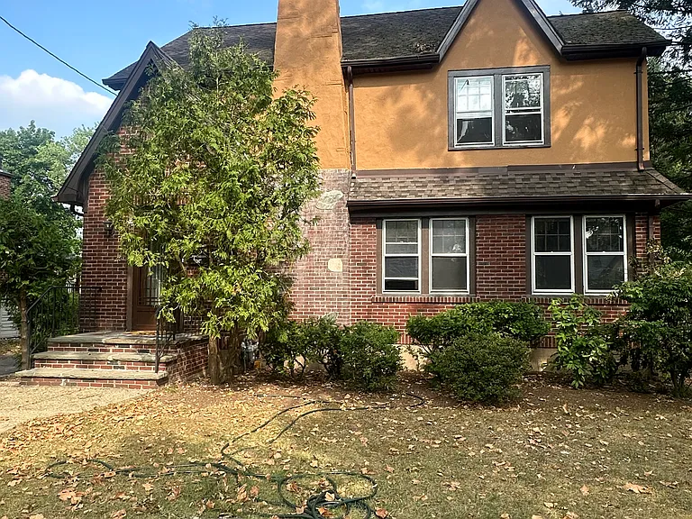 325 Bogert Ave — Photo 31