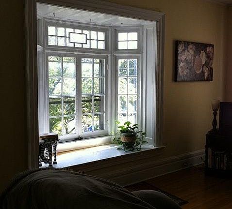 Bay window in livingroom