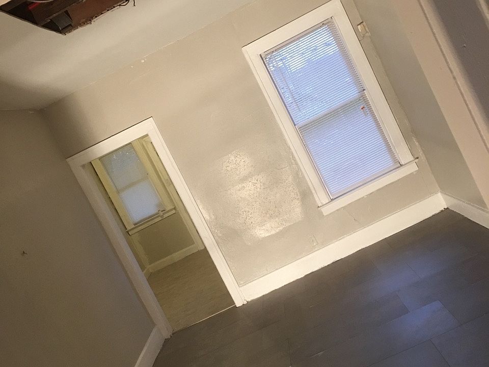 1st image of 2626 Wreford St