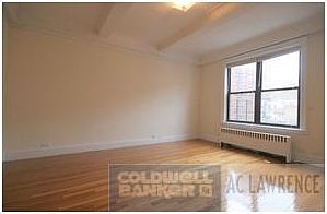 2nd image of 216 E 35th St