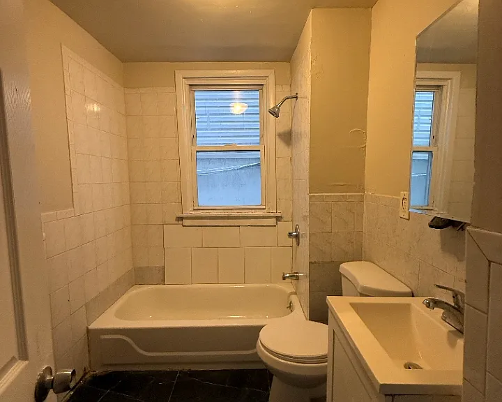16 Willoughby St #1L — Photo 4
