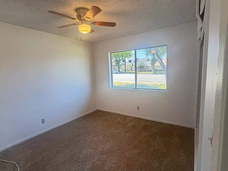 833 Bonita Ave — Photo 14