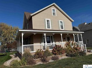 136 1st Ave, Alden, MN 56009