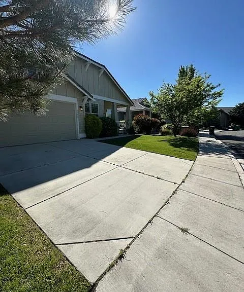 5759 Desert Mirage Dr — Photo 2
