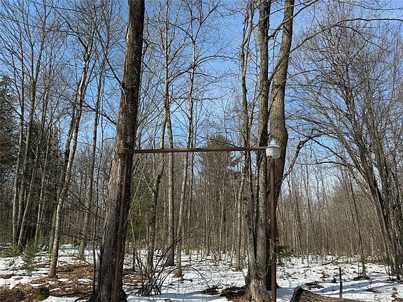 5th image of OOO LAKE RD