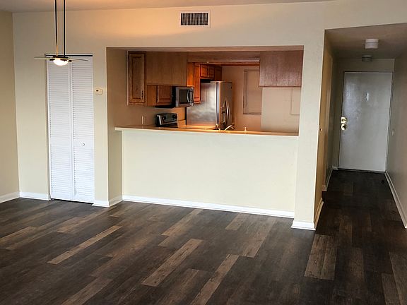 4th image of 1901 Clifford St APT 603