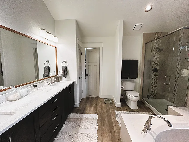 1035 Ashford Ct — Photo 19
