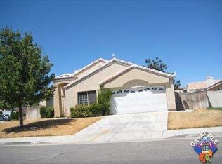 3225 Mesa Ct, Rosamond, CA 93560